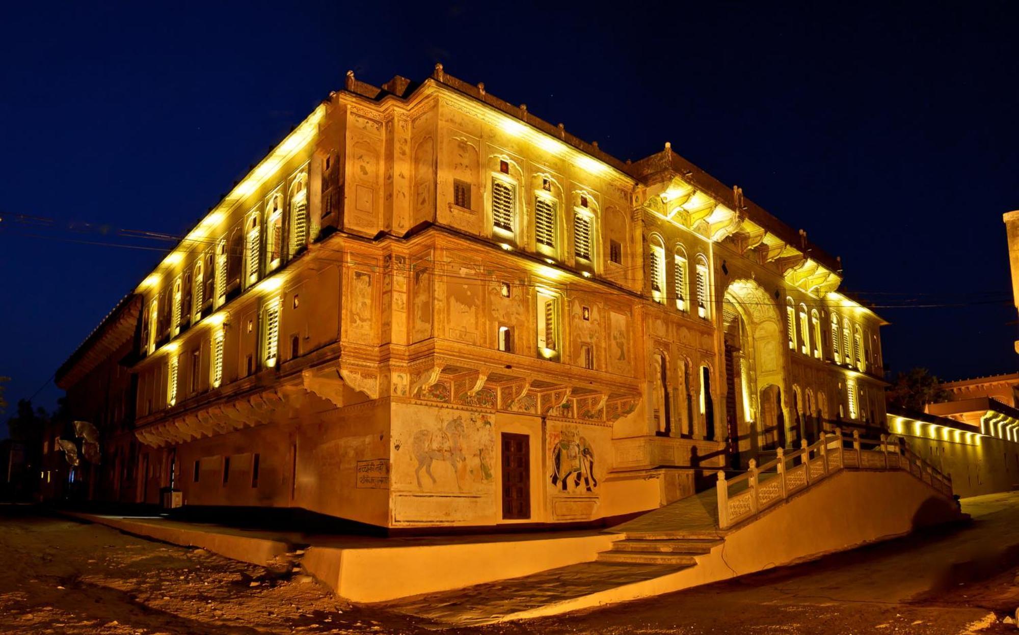Vivaana Culture Hotel Mandāwa Kültér fotó